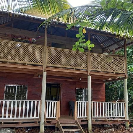 Casa Manati Hotel Lívingston Екстериор снимка