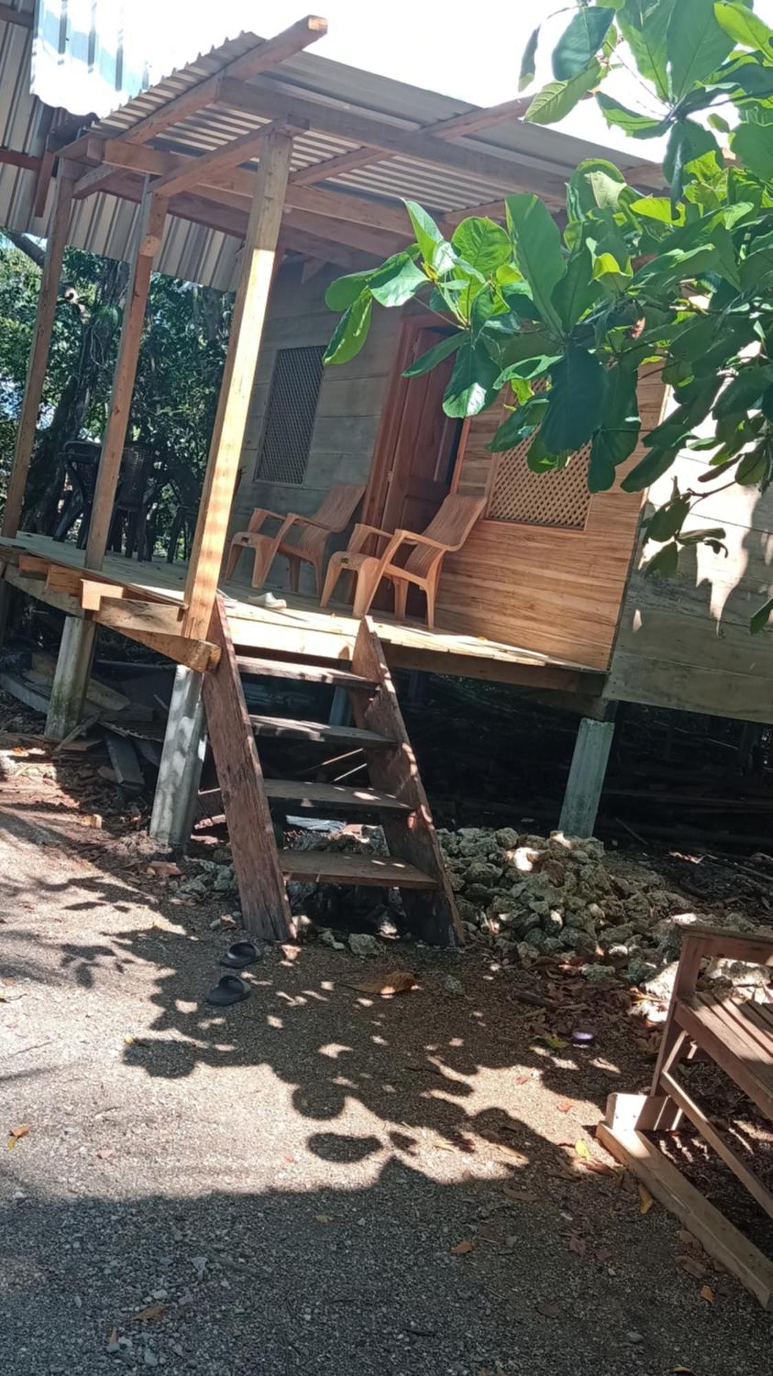Casa Manati Hotel Lívingston Екстериор снимка
